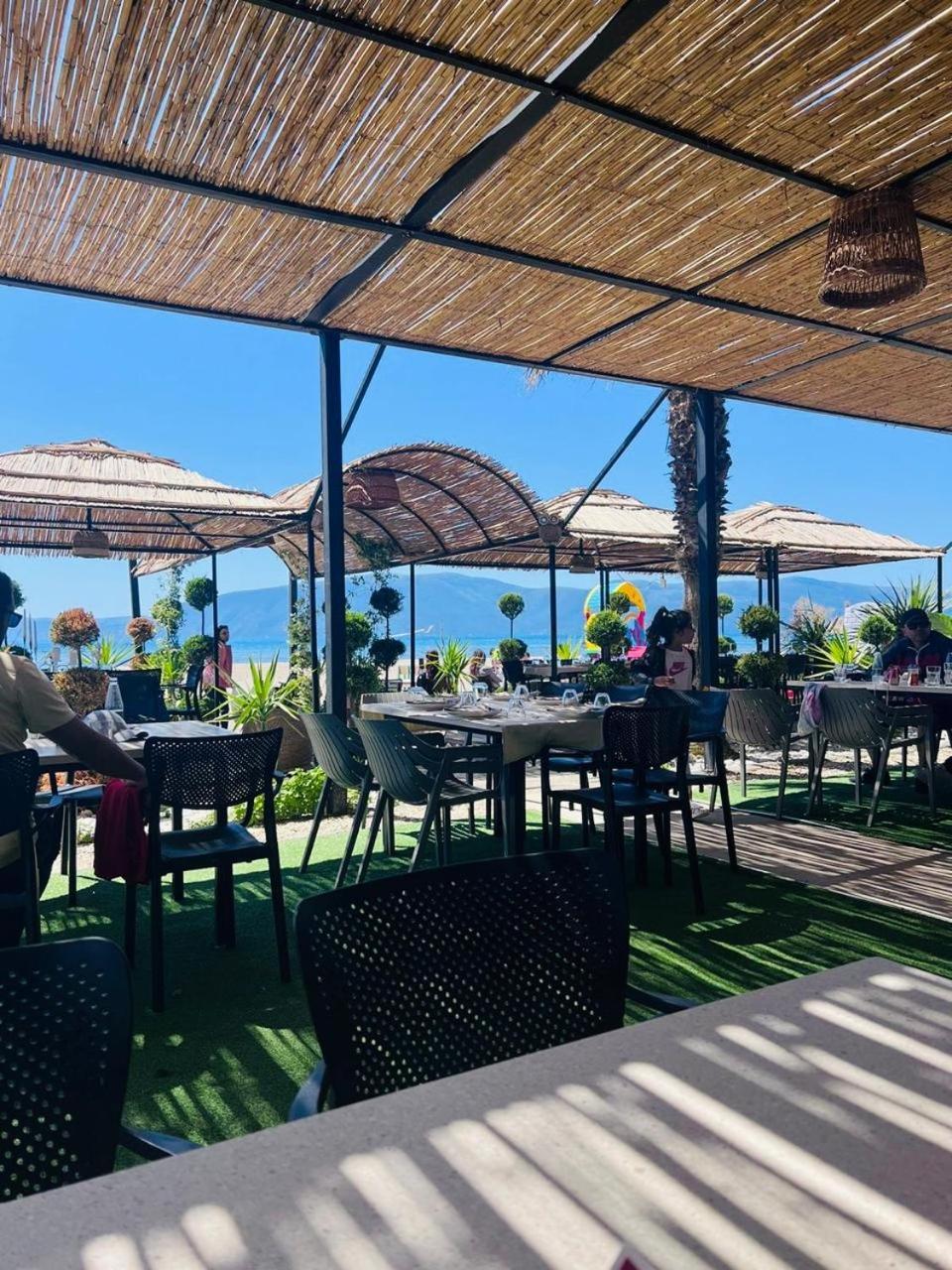 Soleil Apartment With Sunbed & Umbrella Vlore Ngoại thất bức ảnh